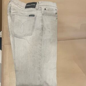 - Men's Calvin Klein gray jeans w33xL34